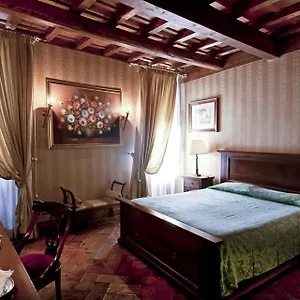 Castle Of Glamour Xvi Century Luxury Appart hôtel