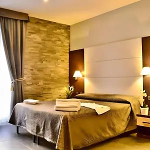 2* Гостевой дом Castle Termini